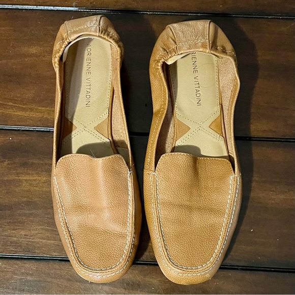 Adrienne Vittadini Leather Loafers | Tan Square Toe Flats | Size 8 - Picture 1 of 9